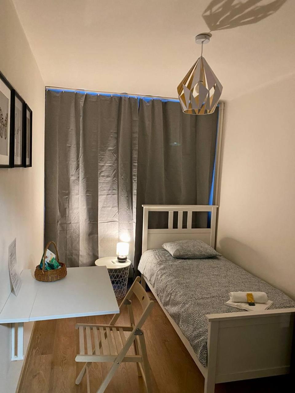 Halby Rooms In The Very Center Of Варшава Екстериор снимка