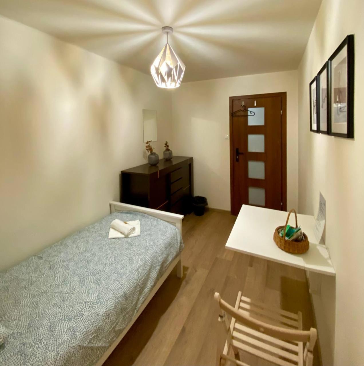 Halby Rooms In The Very Center Of Варшава Екстериор снимка